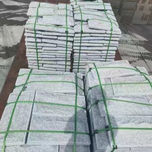 南京 芝麻白蘑菇石装车出货