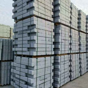 南京 路沿石（路侧石），颜色一致，尺寸标准