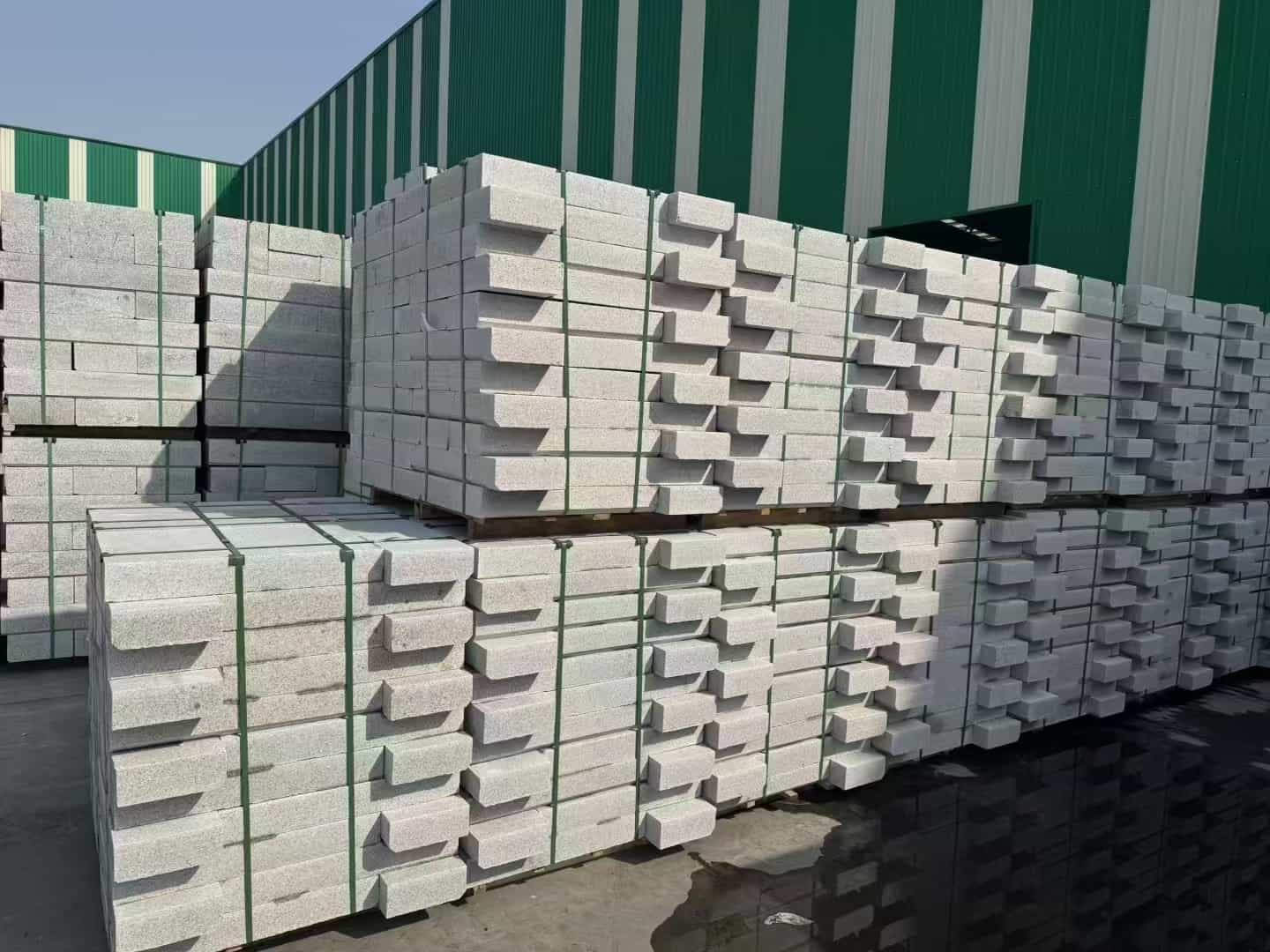 南京芝麻白路沿石