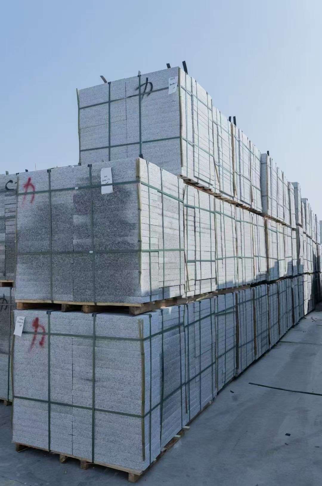 南京 芙蓉白、大花白、小白花荔枝面成品地铺石