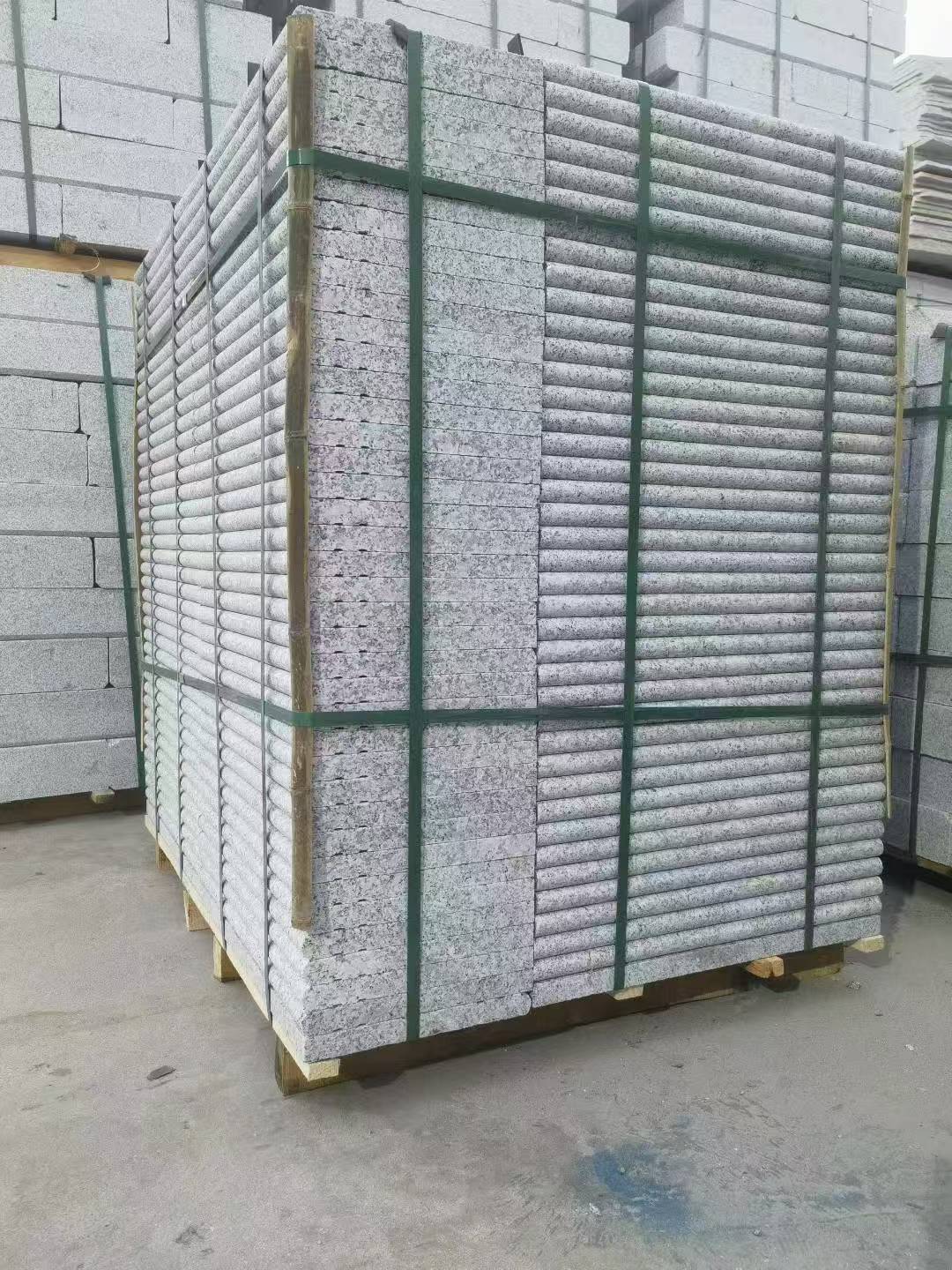 南京 芙蓉白3公分厚磨圆边、拉槽，楼梯踏步