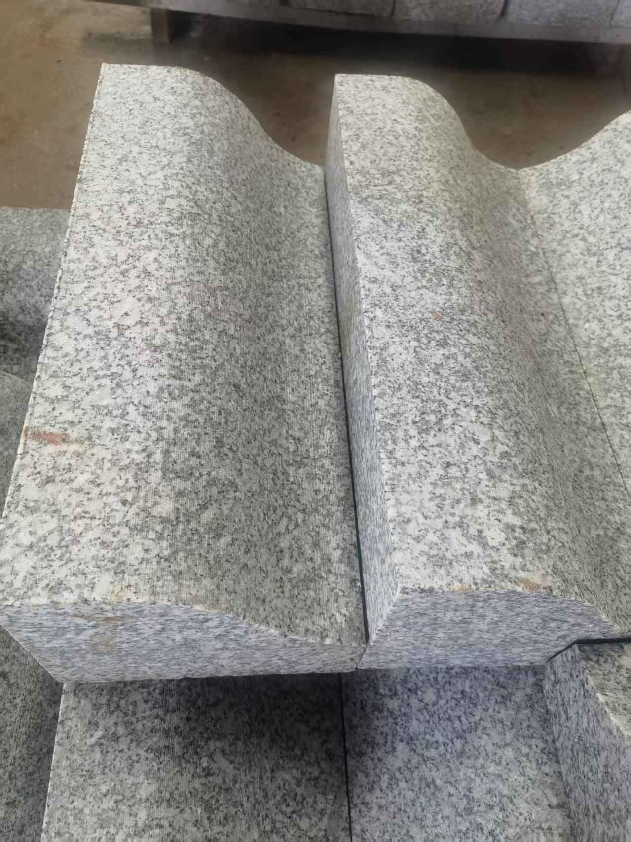 南京芙蓉白S型拉丝面路沿石